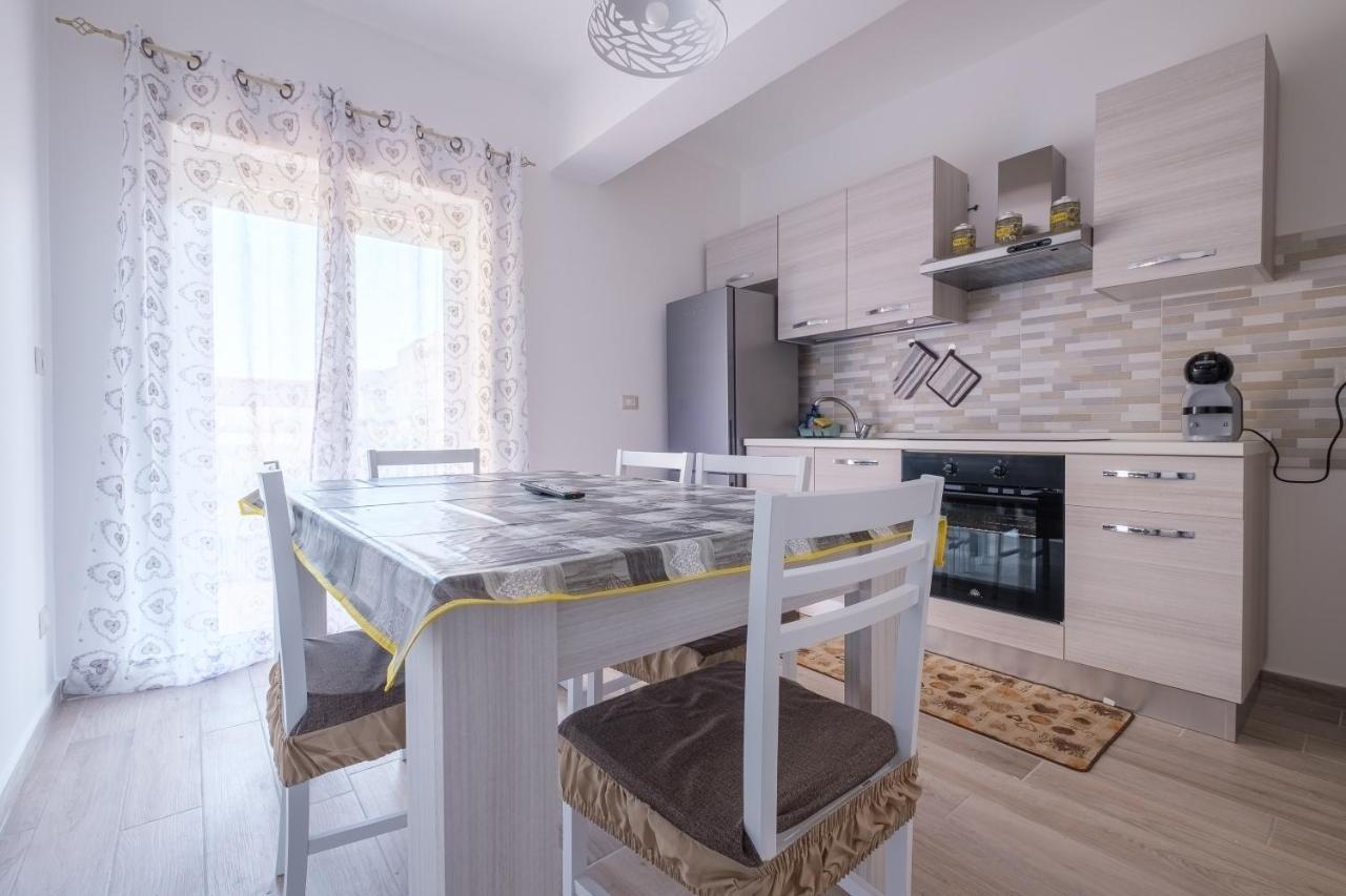 Damilhouse 4 Daire Messina Dış mekan fotoğraf