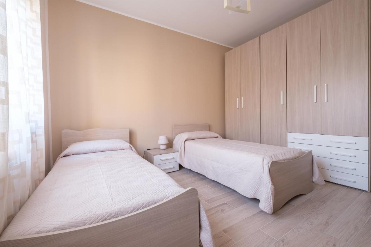 Damilhouse 4 Daire Messina Dış mekan fotoğraf