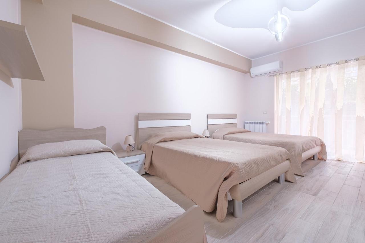 Damilhouse 4 Daire Messina Dış mekan fotoğraf