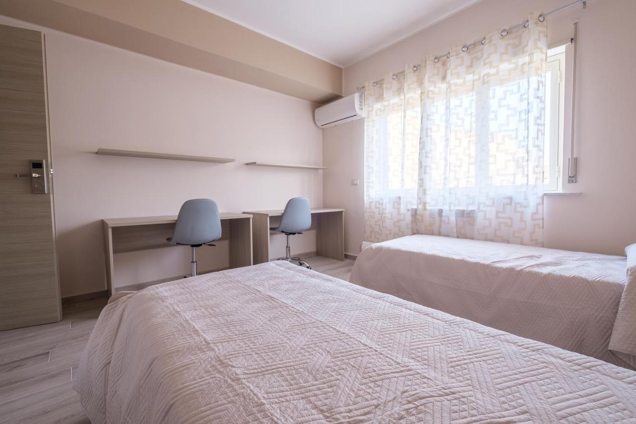 Damilhouse 4 Daire Messina Dış mekan fotoğraf