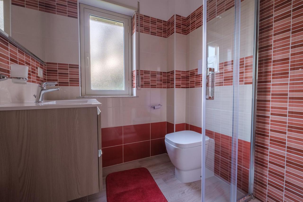 Damilhouse 4 Daire Messina Dış mekan fotoğraf